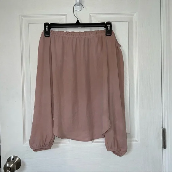 Forever 21 | women’s mauve off shoulder size small top - Picture 3 of 4